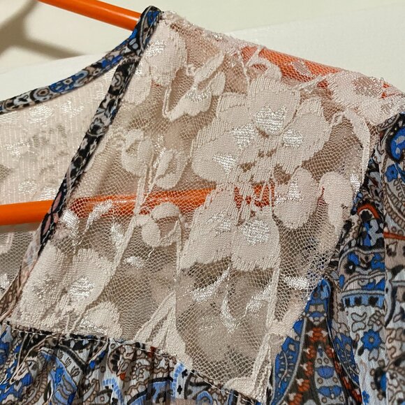 Signature Studio Boho blouse w/lace shoulders & top back, size M - Picture 5 of 11